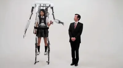 Японцы выпустили в продажу первый экзоскелет