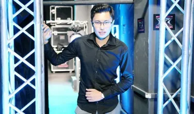 Известного казахстанского телеведущего обокрали в центре АлматыЭксклюзив