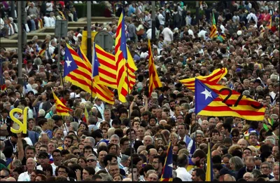 Референдум о независимости Каталонии провалился — премьер Испании