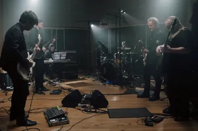 «Троллейбус» без Цоя — вышел новый клип группы «Кино»