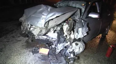 В Алматы автомобиль врезался в бетонную опору моста (ФОТО)