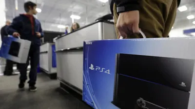 Sony продала свыше 1 млн Playstation 4 за первые сутки
