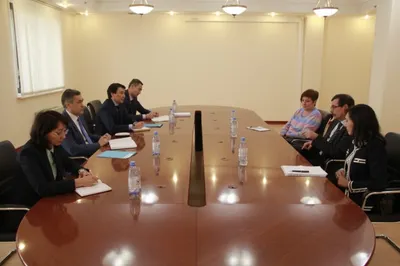 Нурлан Ермекбаев встретился с правозащитниками