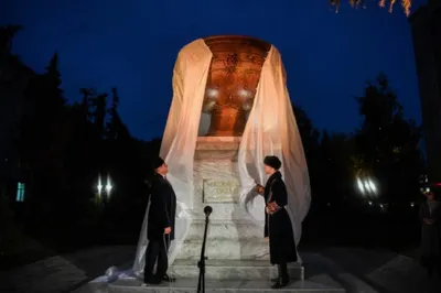 Даниал Ахметов подарил столице Татарстана «Тайказан»