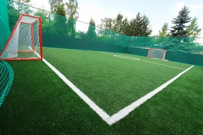 Футбольные ворота упали на ребенка в Алматы