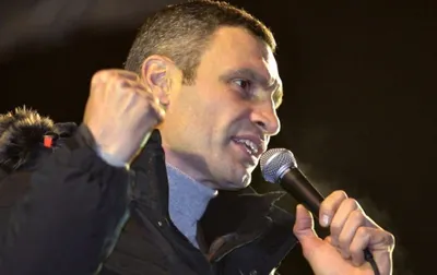 Кличко требует полной смены власти