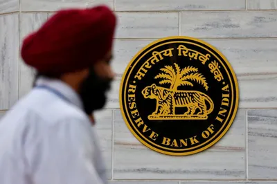 Индийские банки отказываются от расчета в рупиях с Россией