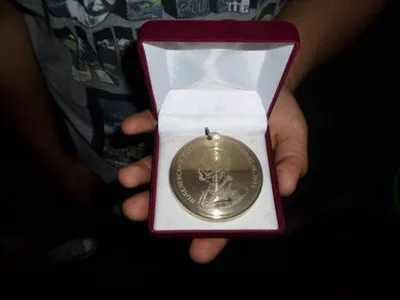 DozoRные Алматы передали свою «Нобелевскую премию» Назарбаеву