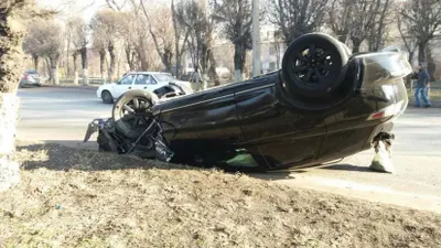 В Алматы работники СТО угнали и разбили Infiniti