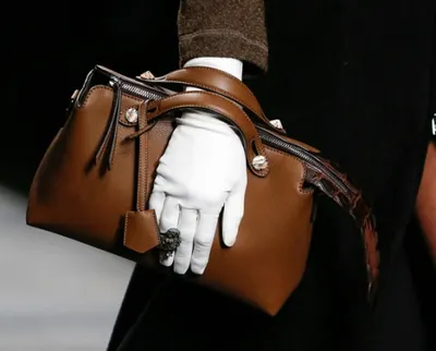 Яркая новинка Fendi - сумка By-the-Way