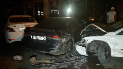 В массовое ДТП в Алматы попали пять машин