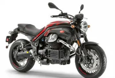 Moto Guzzi презентовала два мотоцикла 2015 года