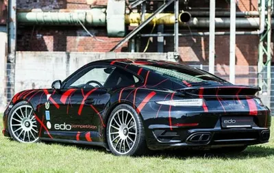 Porshe 911 подключат к розетке