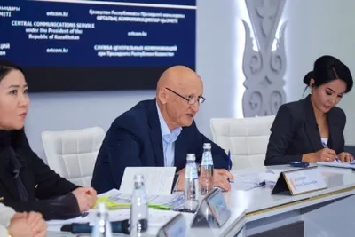 «А где деньги?»: общественники требуют провести аудит фонда «Қазақстан халқына»