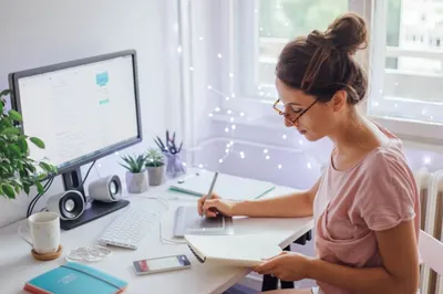 Казахстанских педагогов подключат к проекту ChatGPT Edu для создания ИИ-ассистентов