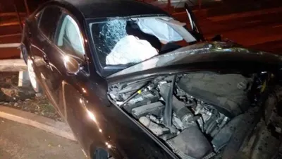 Автомойщики разбили чужой Lexus в Алматы