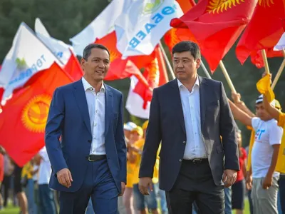 Бабанов vs Жээнбеков: что нужно знать о предвыборной гонке в КыргызстанеЭксклюзив