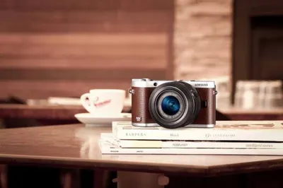 В Алматы презентовали сверхбыструю камеру Samsung NX 300Эксклюзив