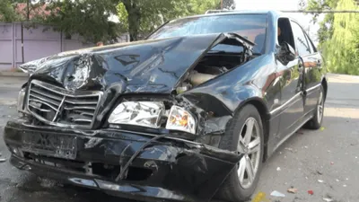 В Алматы при столкновении «ДЭУ» и «Мерседеса» пострадал ребенок