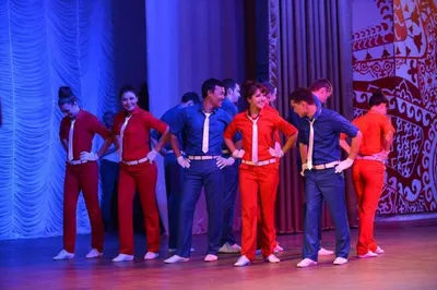 Казахстанские танцоры спасают тяжелобольных детейЭксклюзив