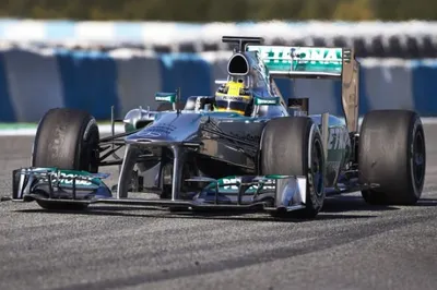 Росберг выиграл Гран-при Бразилии