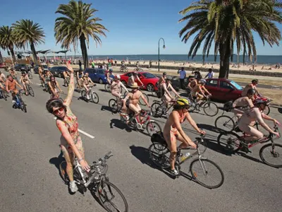 Состоялся всемирный Голый велопробег-2013