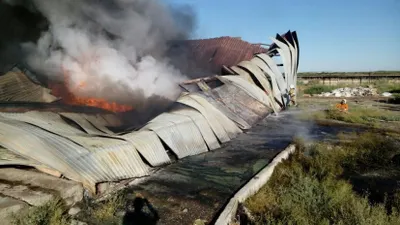 Склад с ватой загорелся в Туркестане