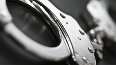 В Астане таксист помог задержать подозреваемых в ограблении