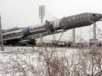 Первую ракету «Протон-М» вывезли на стартовый стол «Байконура»