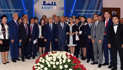 Нурсултан Назарбаев встретился с общественностью Жамбылской области