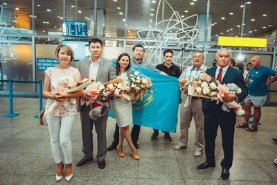 Сборную Казахстана по легкой атлетике встретили в аэропорту Алматы