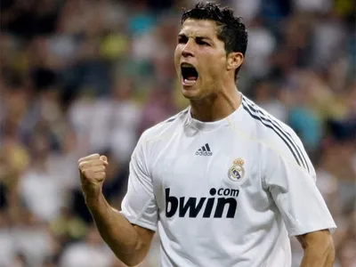 Криштиану Роналду подписал новый контракт