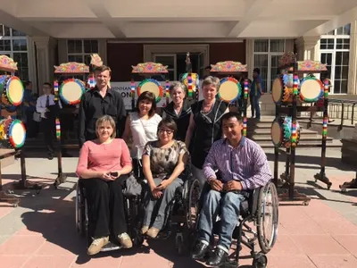 «Даму» и АО «Shinhan Bank Kazakhstan» поддержали людей с ограниченными возможностями