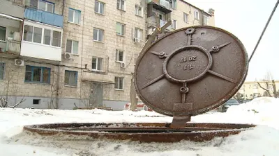 Мужчина сгорел в канализационном люке в Рудном