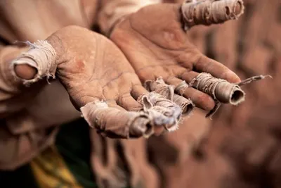 Житель Темиртау держал в рабстве двух людей