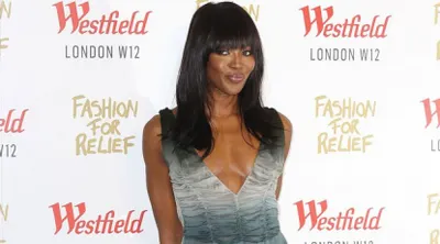 Наоми Кэмпбелл борется с Эболой