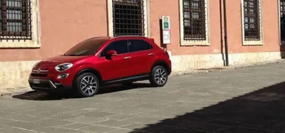 Кроссовер Fiat 500X засняли без камуфляжа
