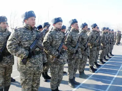 В Актобе воспитанники военно-технической школы приняли присягу