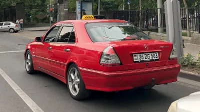 Владельцев иностранных авто идентифицировали в Казахстане