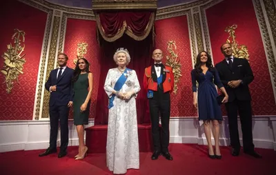 Елизавета II созвала совещание, чтобы решить судьбу Гарри и Меган