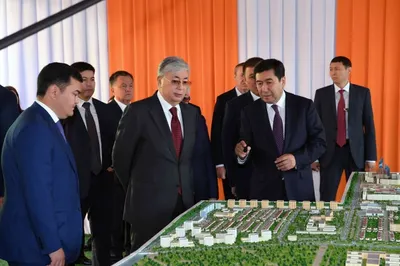 СЭЗ «Сарыарка», «Альфарух» и новая поликлиника – визит Токаева в Карагандинскую область