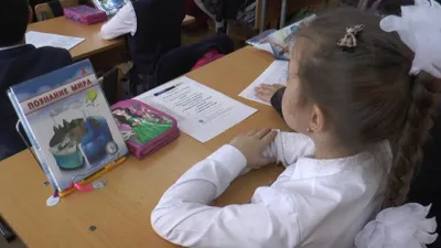 В Актау родители жалуются на принудительный выбор школьной формы