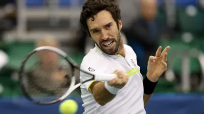 Михаил Кукушкин вышел в четвертьфинал турнира в Вене