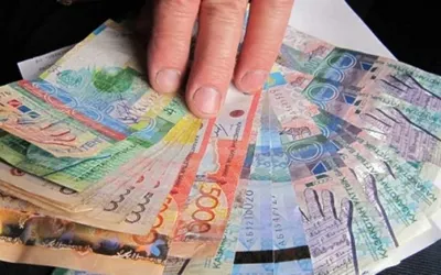 Казахстанцы продолжают вносить деньги в Жилстройсбербанк