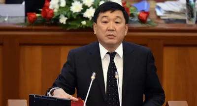 Депутата Жогорку Кенеша обвинили в том, что он казахстанец