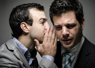 Мужчины сплетничают, как женщины