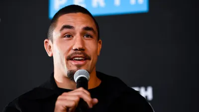 Роберт Уиттакер рассказал о завершении карьеры в ММА