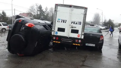 В ДТП в Алматы пострадали четверо детей и беременная женщина. ФОТО