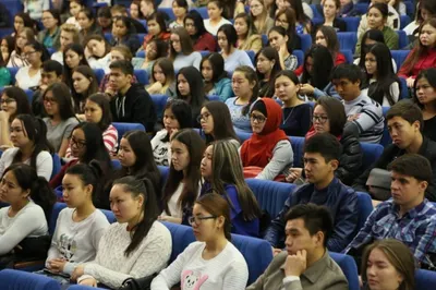 В Казахстане предлагают отменить ЕНТ для поступающих в вузы на платной основе