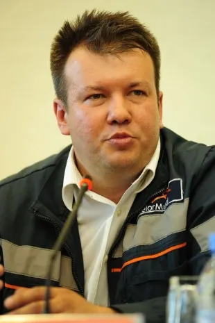 Металлурги АМТ выберут в мажилис того, кто их сокращает